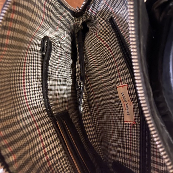 Wild West Los Angeles Black Leather Backpack - Picture 6 of 8